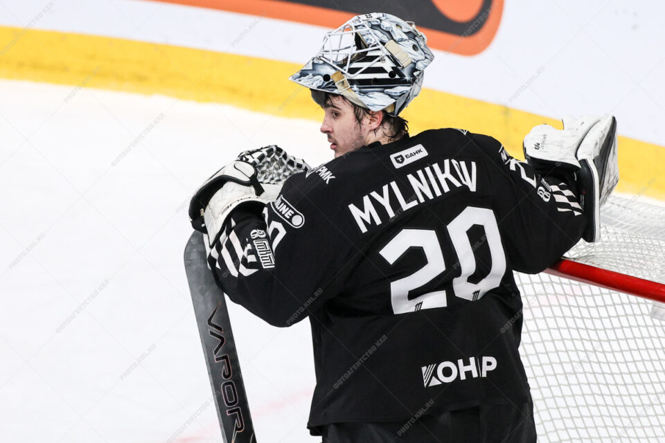 "Трактор" ХК