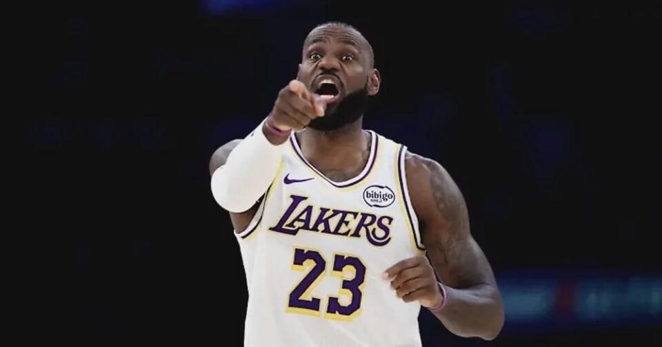 Леброн Джеймс