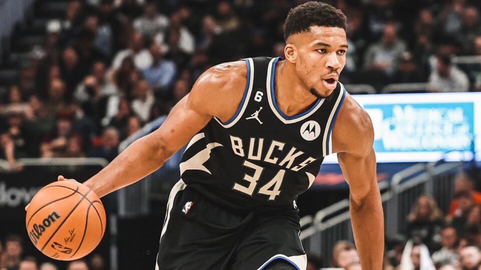 Яннис Адетокумбо